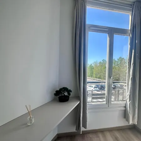 Les Du Pont Joffre Apartment *